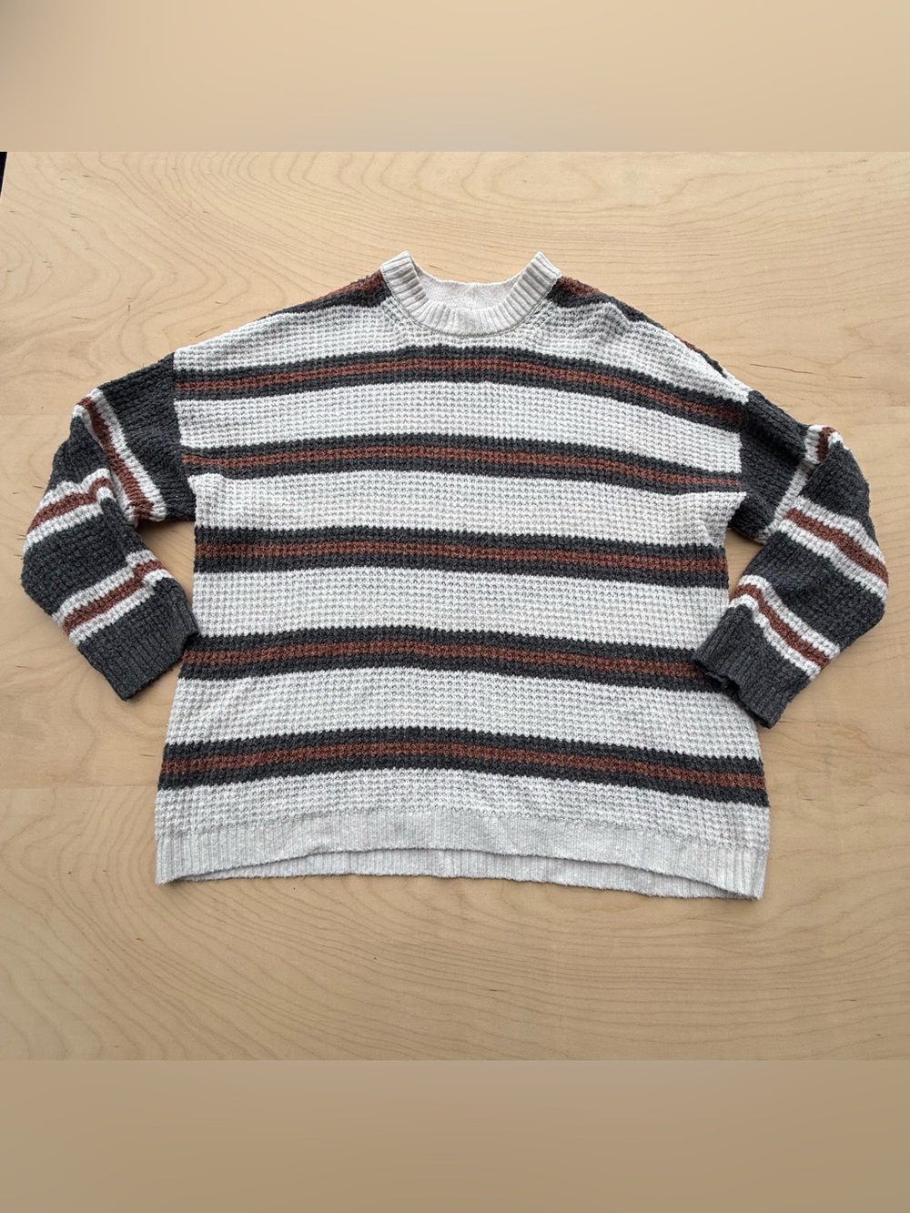 American Eagle Outfitter Crew Neck Striped White Grey Rust Orange Knit Sweater L